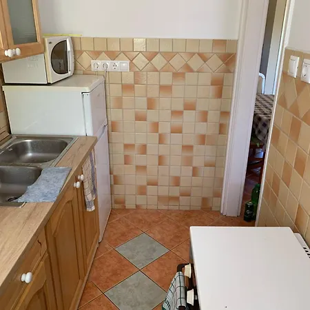 Apartment Vilma Balaton Apartmanhaz Balatonmariafurdo