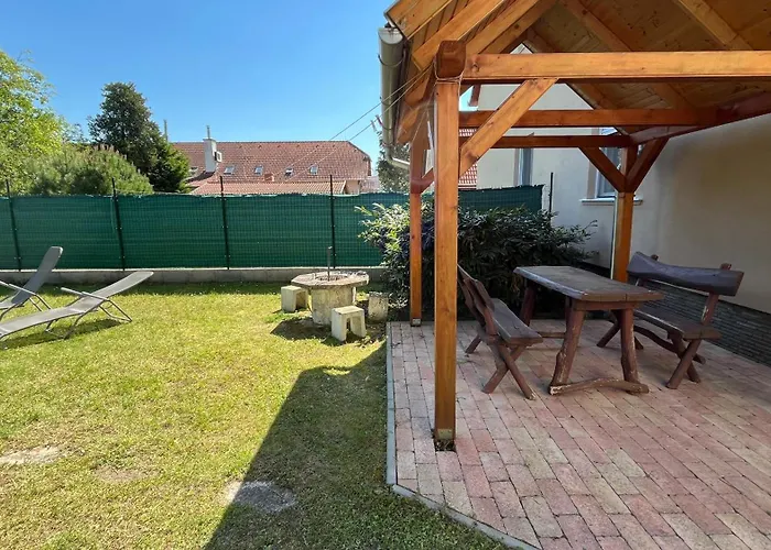 Vilma Balaton Apartmanhaz Lägenhet Balatonmáriafürdő